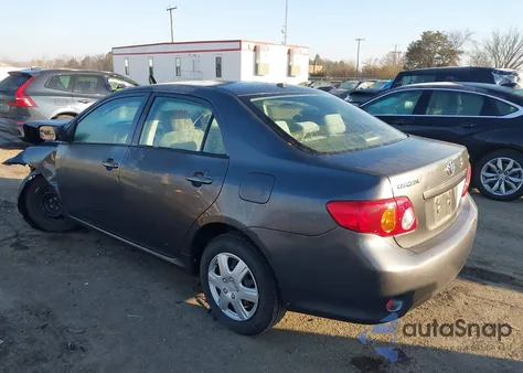 2010 Toyota Corolla Le z USA, uszkodzony, nr VIN JTDBU4EE2A9095909